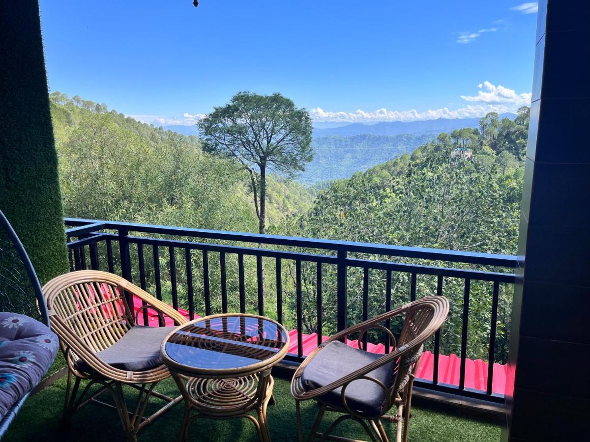 Bed and Breakfast The Asgard Kasauli Exterior foto