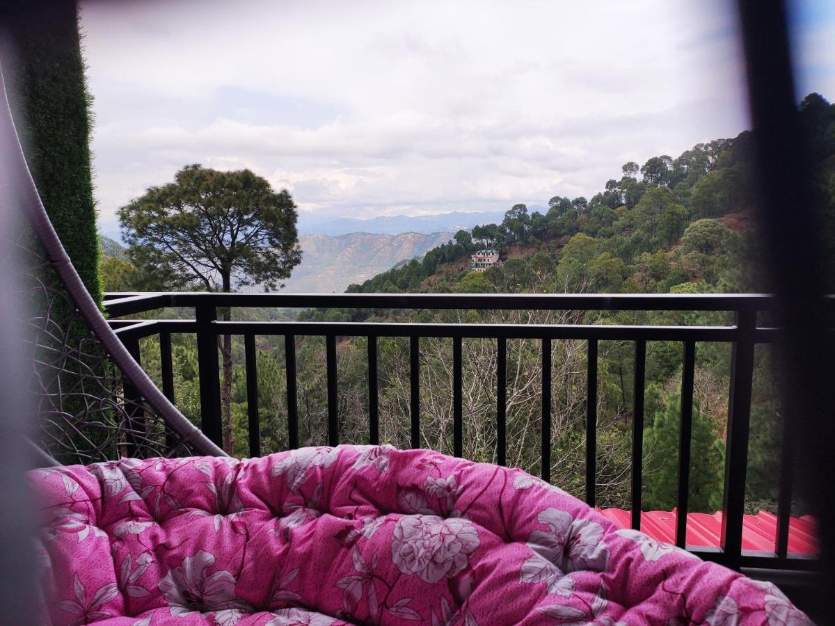 Bed and Breakfast The Asgard Kasauli Exterior foto